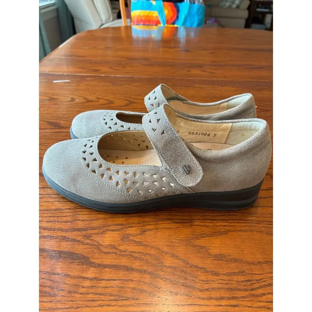 Finn Comfort Anzio Mary Jane Metallic Gray Taupe Size 7